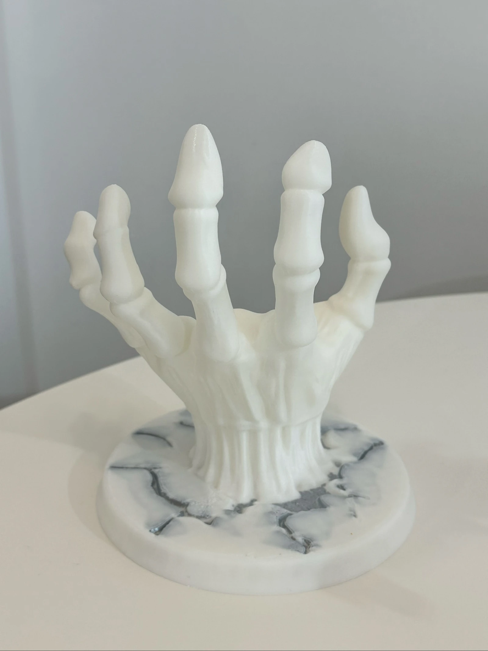 Organisator / Display voor afstandsbediening – Zombi Hand – photo 5